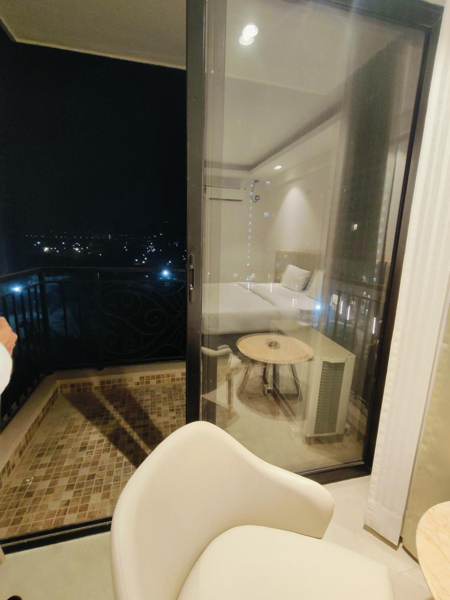 Hotel Maple Tree - Near Ekana Cricket Stadium - Λάκναου Εξωτερικό φωτογραφία