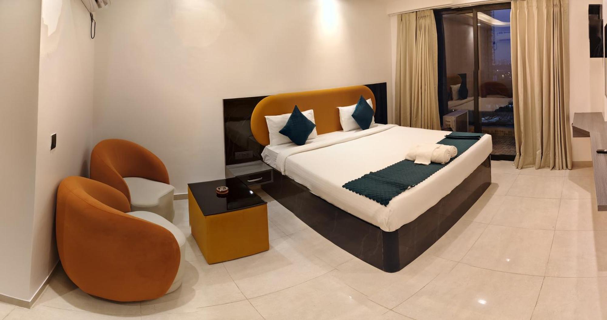 Hotel Maple Tree - Near Ekana Cricket Stadium - Λάκναου Εξωτερικό φωτογραφία