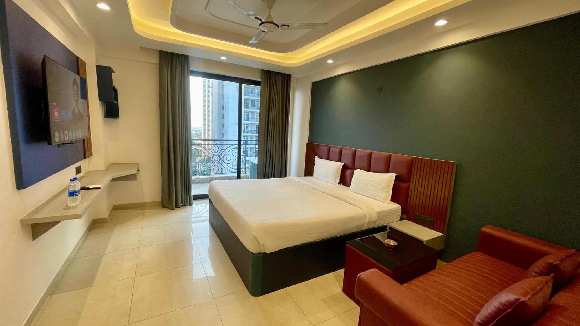 Hotel Maple Tree - Near Ekana Cricket Stadium - Λάκναου Εξωτερικό φωτογραφία